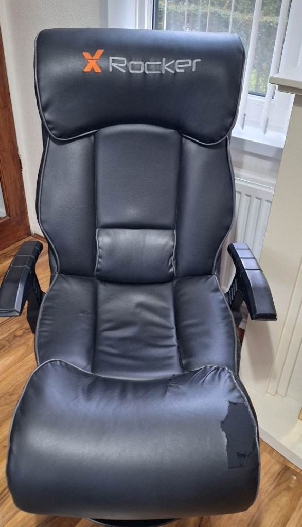 X Rocker Gaming Chair with cables 