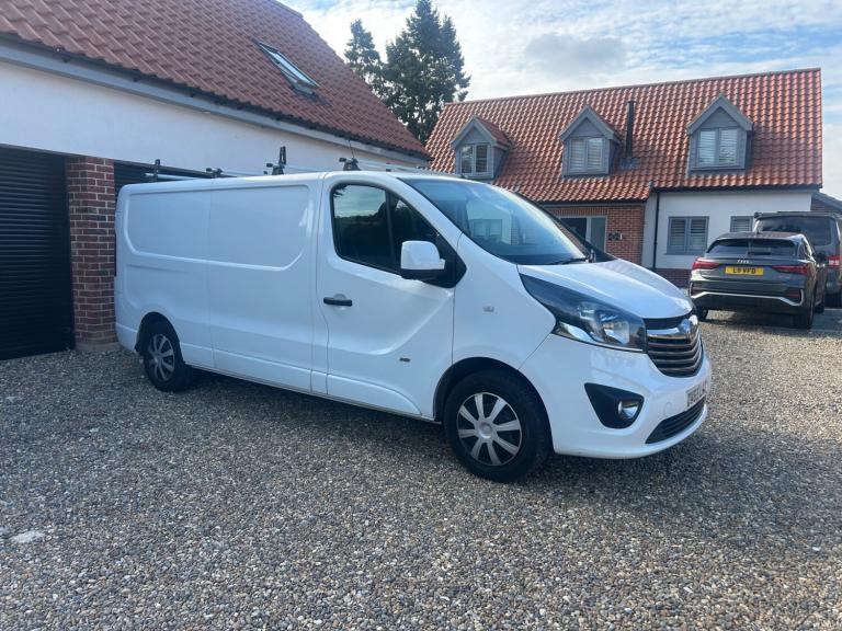 2015 Vauxhall Vivaro 2900 1.6CDTI 115PS Sportive H1 Van PANEL VAN Diesel Manual