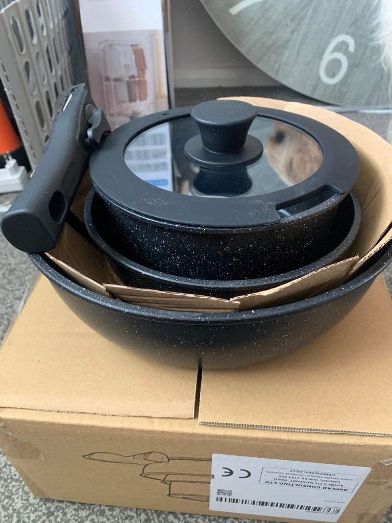 New Black Non-Stick Pan Set with Detachable Handle