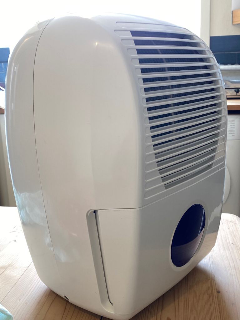 Compact Dehumidifier – continuous or 10L/day capacity
