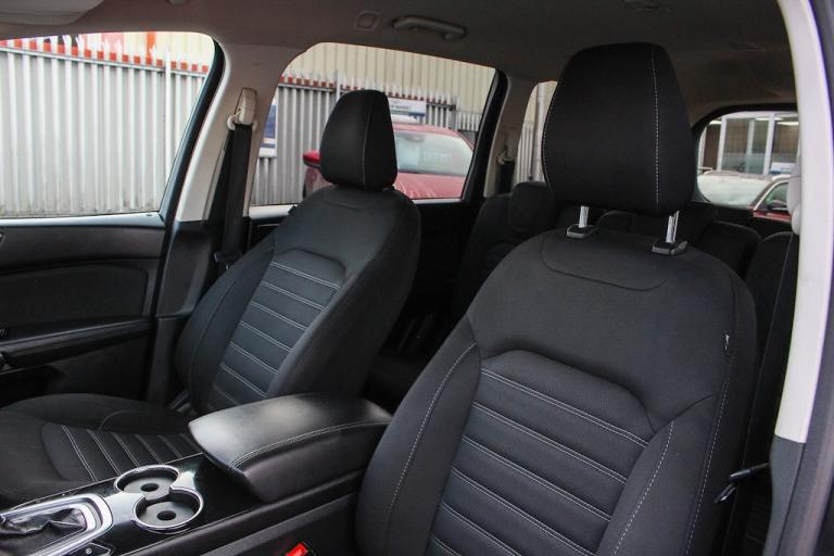 2017 Ford Galaxy 2.0 TDCi Titanium MPV 5dr Diesel Powershift Euro 6 (s/s) (150 ps) MPV Diesel Aut...