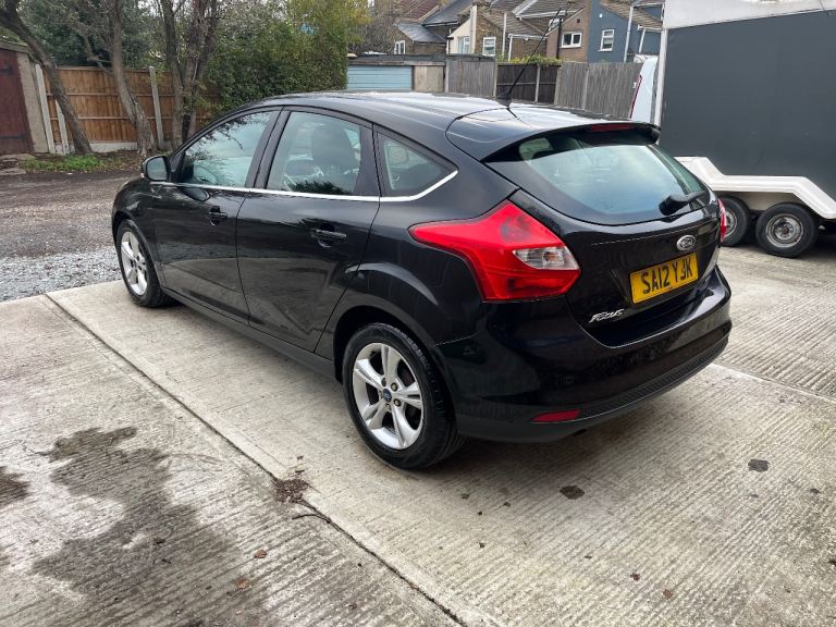 Ford, FOCUS, Hatchback, 2012, Manual, 998 (cc), 5 doors