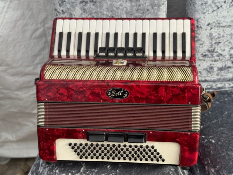 Bell 80 Bass Accordion 