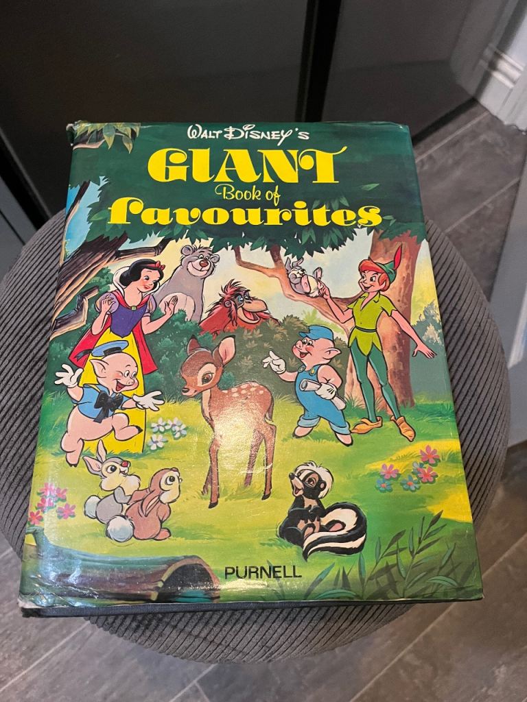 Walt Disney's Giant Book of Favourites by Purnell – Good Condition