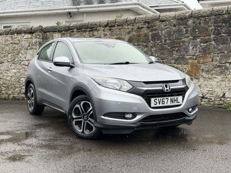 2017 Honda HR-V 1.5 i-VTEC SE SUV 5dr Petrol Manual Euro 6 (s/s) (130 ps) HATCHBACK Petrol Manual
