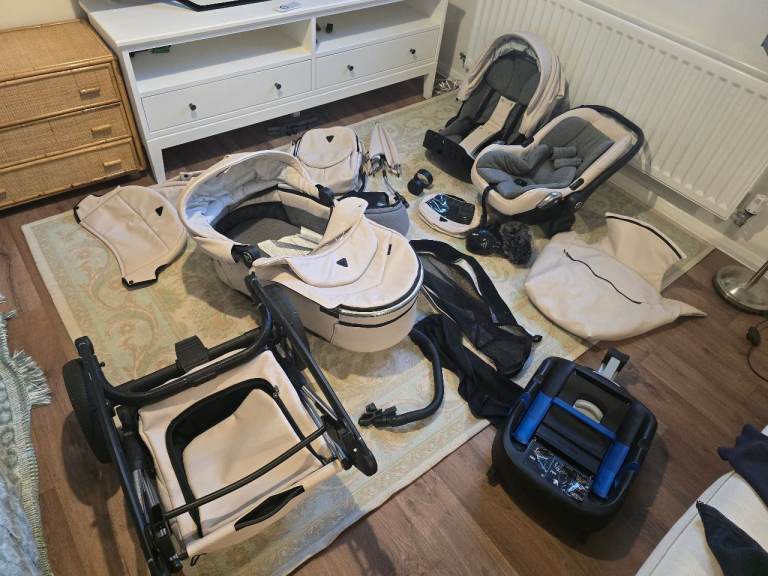 Junama Diamond pram bundle job lot