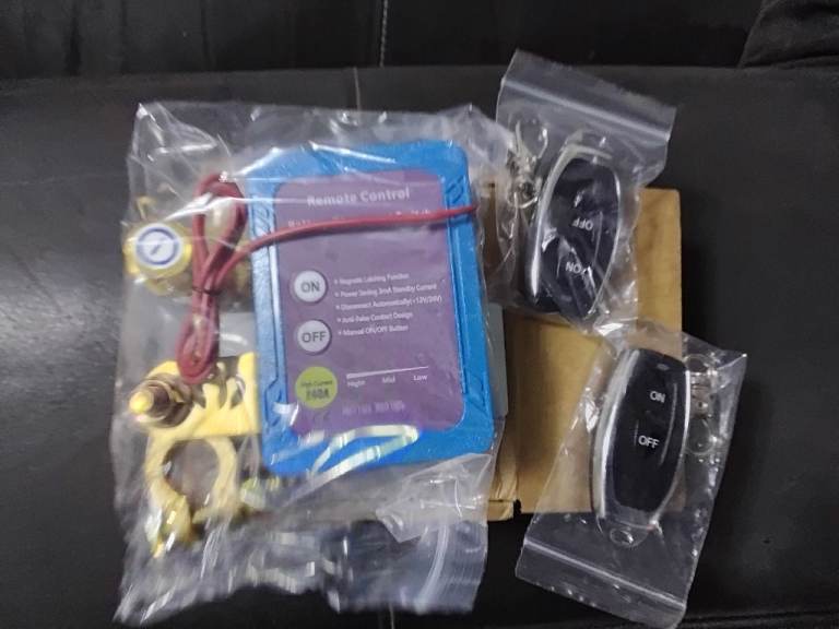 Vehicle anti theft battery isolater x2 remote controls new bargain 