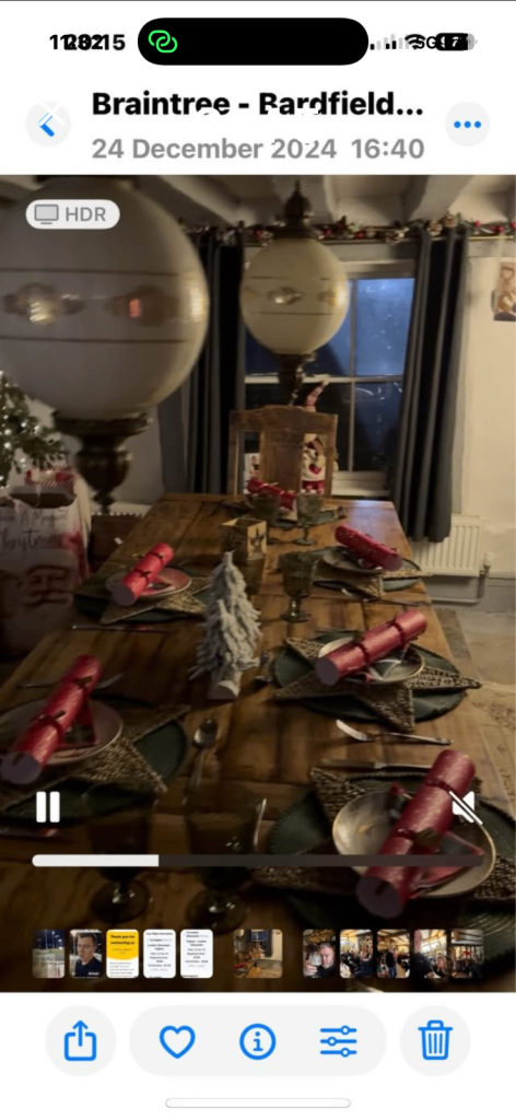 Beutiful extending dining table