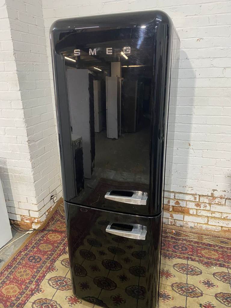 Beautiful SMEG RETRO Style Black Fridge Freezer