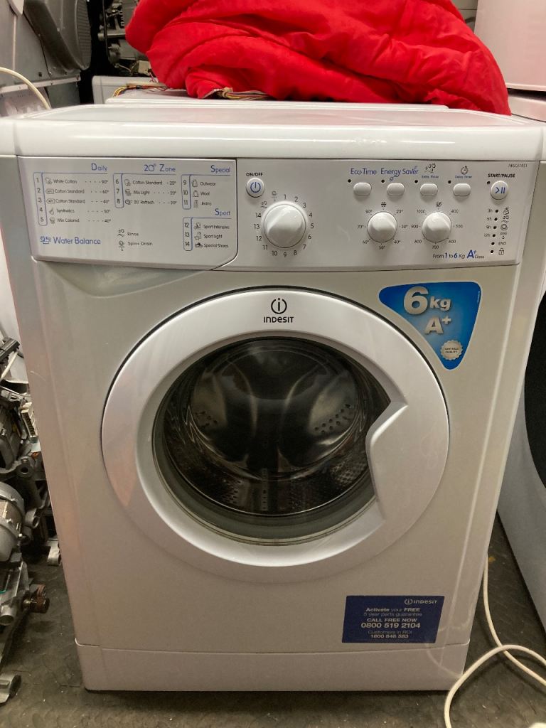 Indesit 6kg washing machine like new can deliver for a small charge