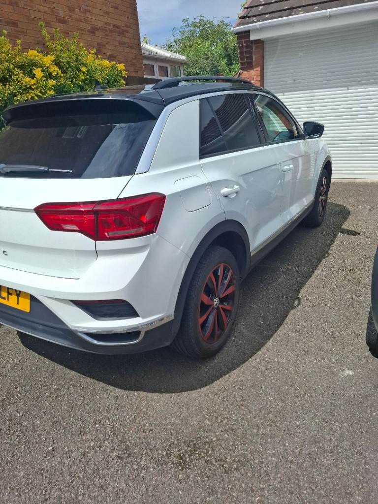 Volkswagen, T-ROC, Hatchback, 2019, Semi-Auto, 1498 (cc), 5 doors