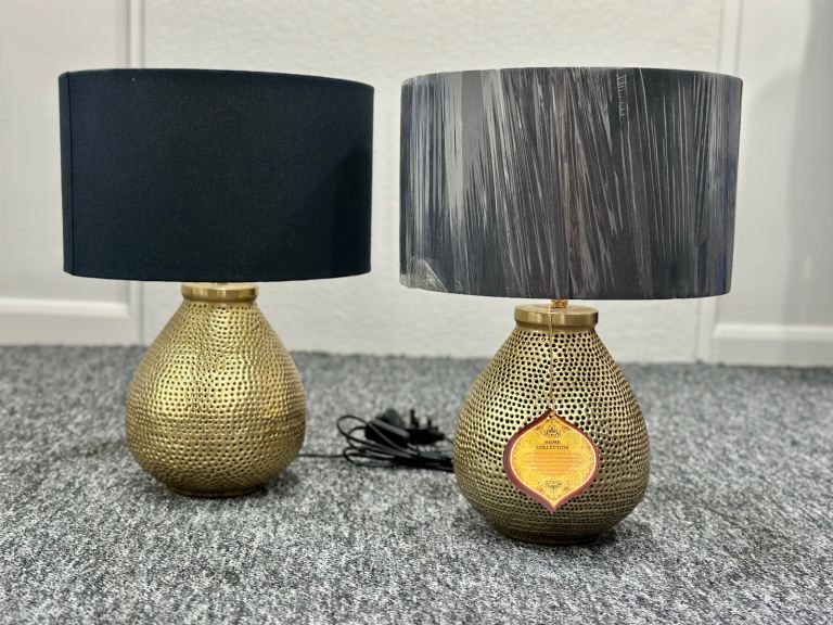 image for Beautiful Pair of Gold Table Lamps – Excellent Condition