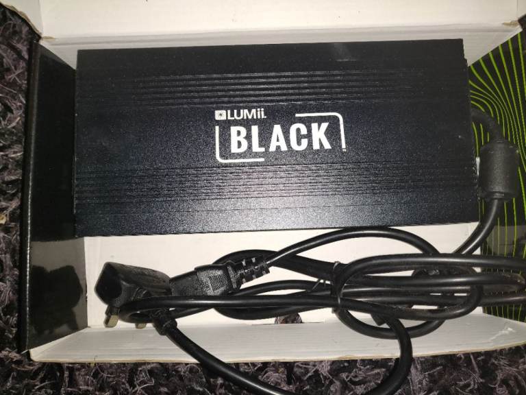 Lumii Black Digital Ballast – New