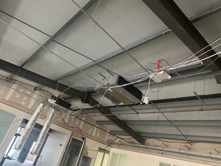 Air conditioning commercial set up 