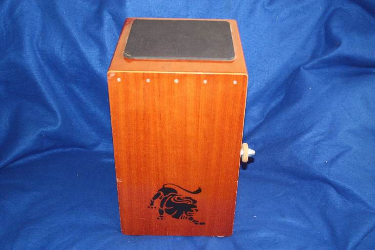 Lion Wooden Cajon ~ Wax Satin Finish ~ Adjustable Snare System ~ Made in England ~ £85 ono