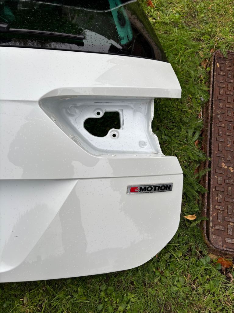 Tiguan motion 4by4 boot 