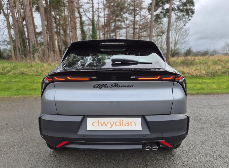 2025 Alfa Romeo Junior 1.2 Turbo Ibrida 5dr Auto SUV Petrol Automatic