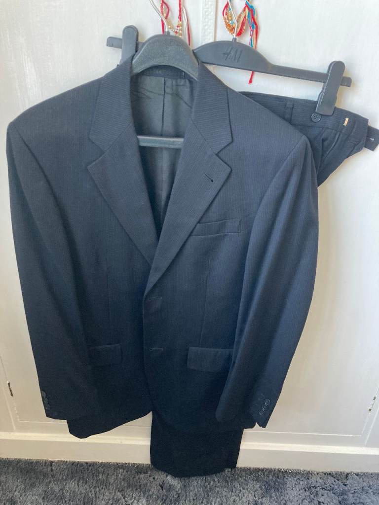 Two-piece Mens Blue Suit jacket and matching trousers set – post or collect