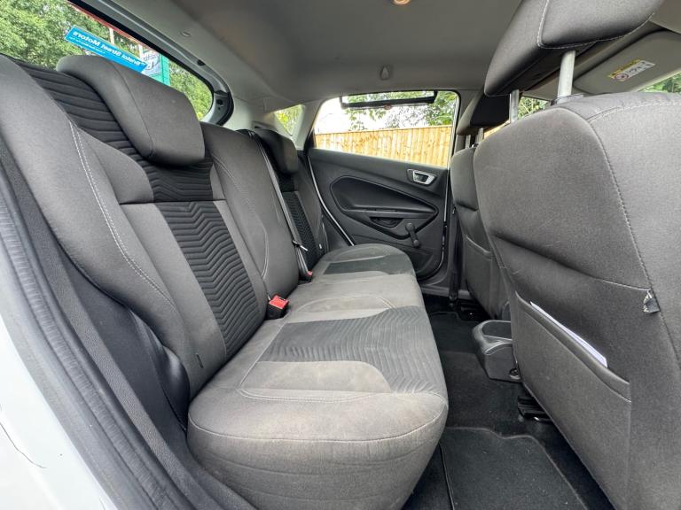 2016 Ford Fiesta 1.25 82 Zetec 5dr HATCHBACK Petrol Manual