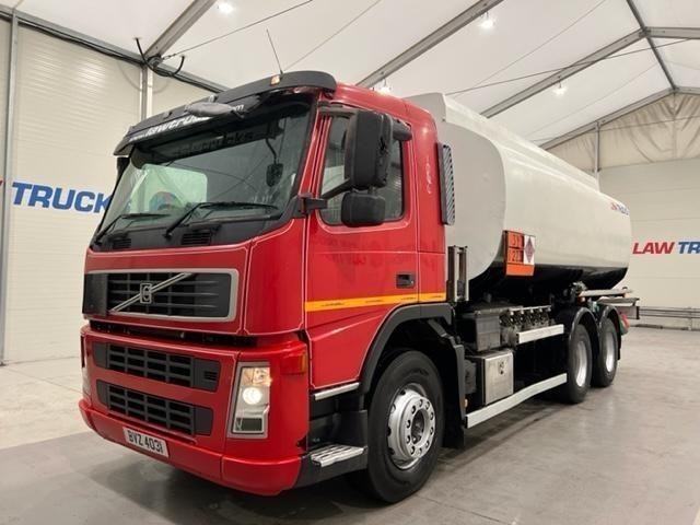 Volvo FM 300 6x2 20,000 Litre Fuel Tanker Manual