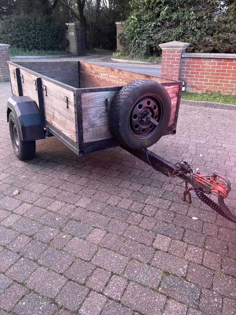 Trailer 7x3.5 solid  