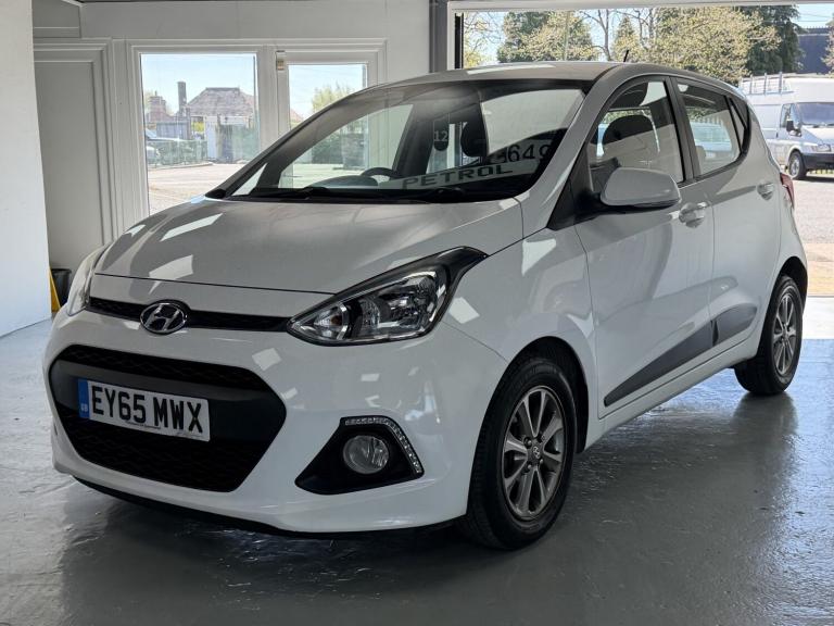 HYUNDAI I10 1.2 Premium 2015