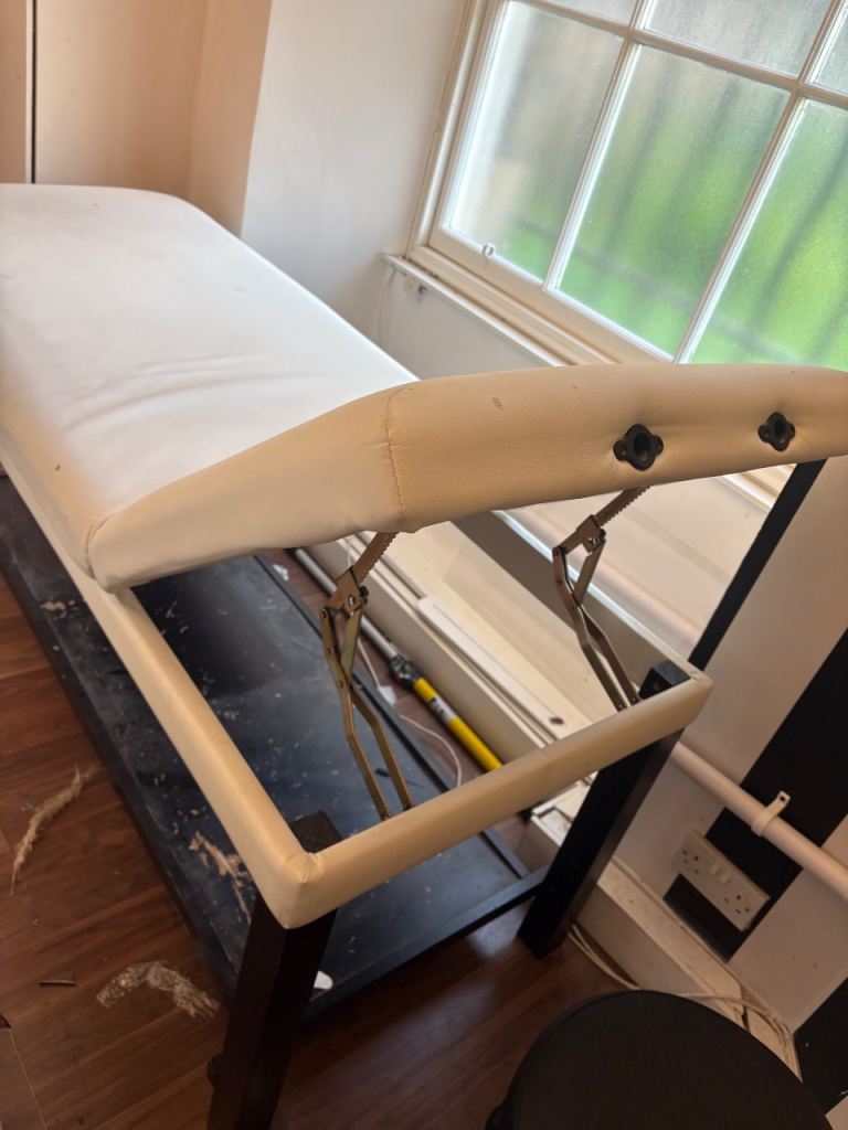 Adjustable Cream Massage Bed/Treatment Couch – Fair Condition