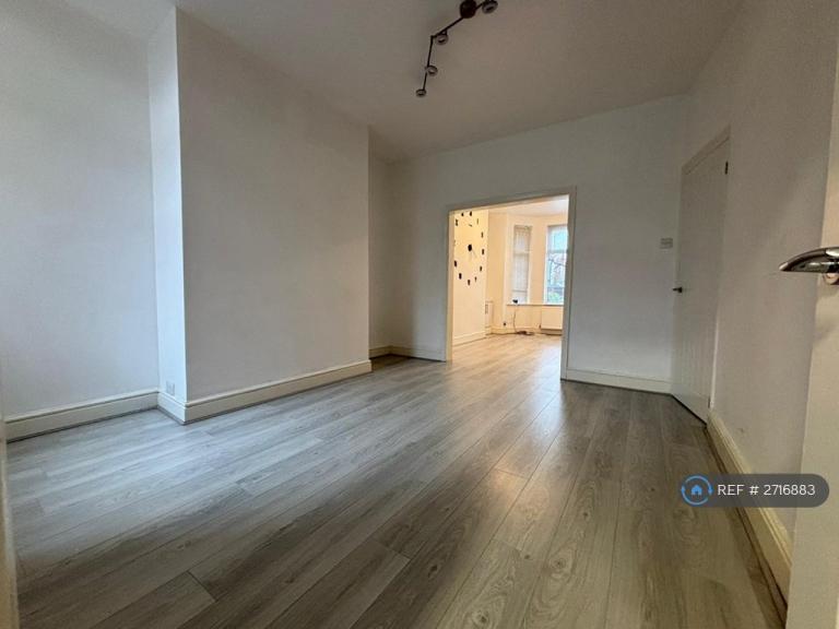 3 bedroom house in Taylors Road, Stretford, Manchester, M32 (3 bed) (#2716883)