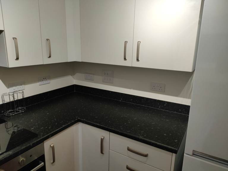 One Bedroom Flat in Broomhouse near Napier University