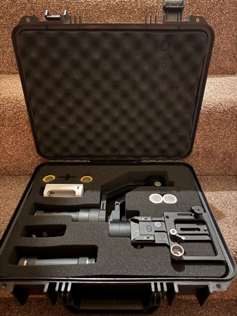 Zhiyun DSLR Gimbal with Professional Carry Case