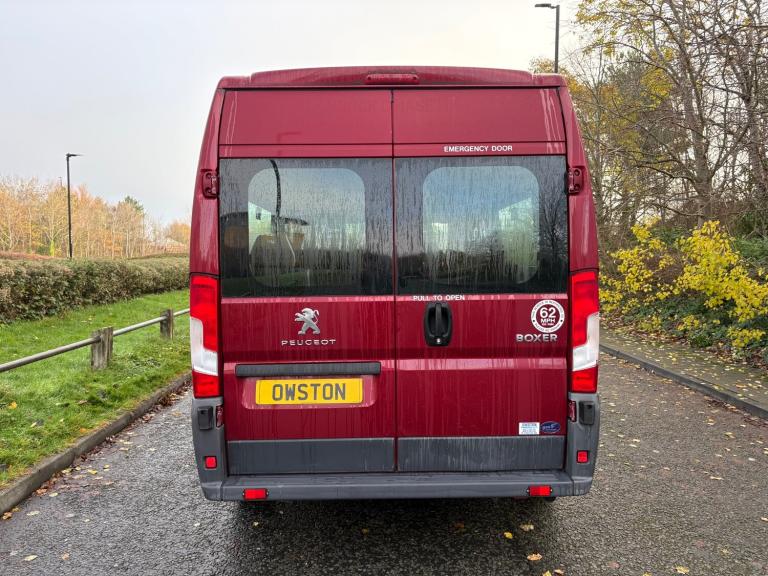 2016 Peugeot Boxer 335 2.2hdi 6spd 130ps Lwb 14 Seat Minibus _ *Only 11,550 Mls*