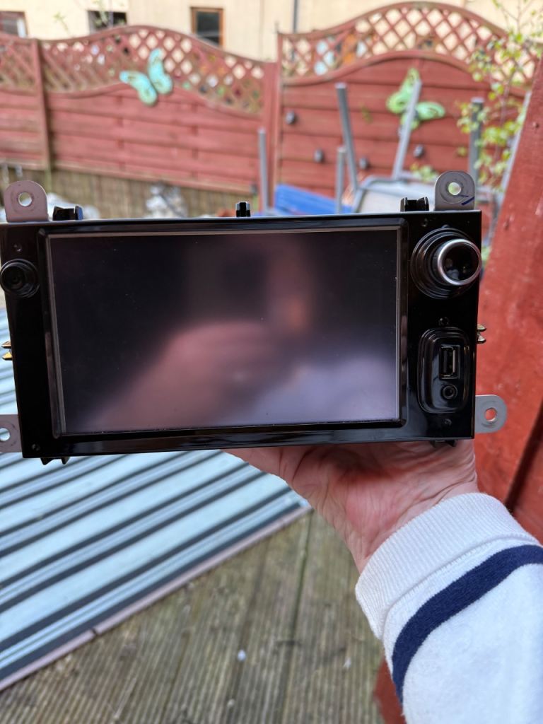 DAB Radio for Clio Mk4 Car - As Good As New