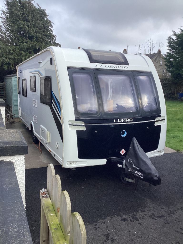 2017 LUNAR CLUBMAN SI