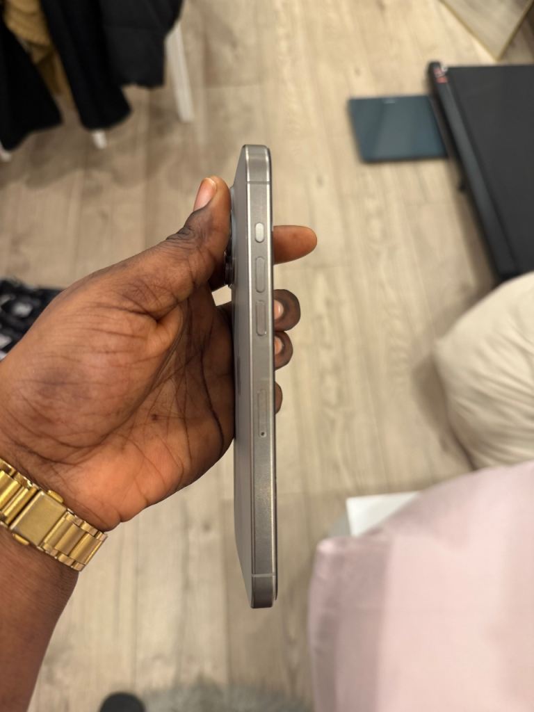 iPhone 15 Pro Max Natural Titanium 256GB With Box