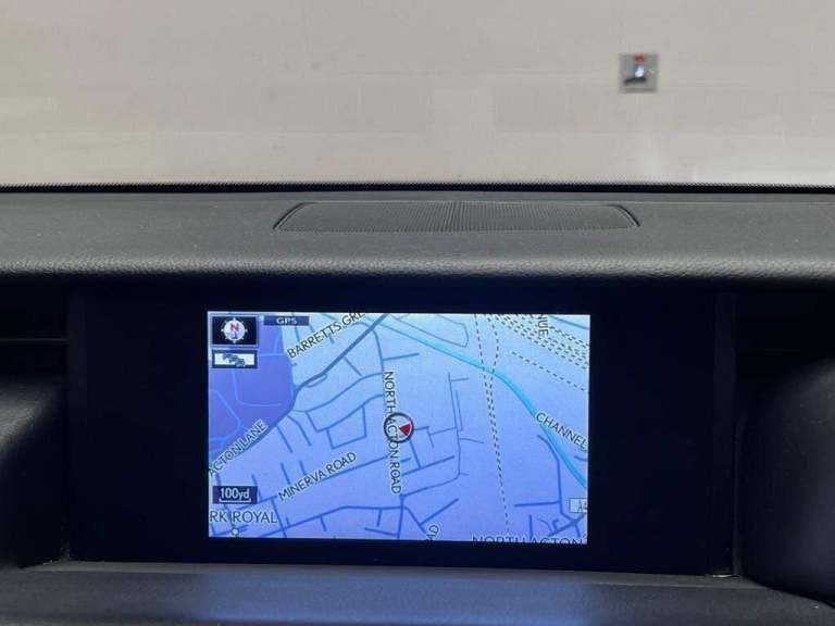  Lexus IS 2.5 300h F Sport E-CVT Euro 6 (s/s) 4dr Petrol/Electric Hybrid Automatic