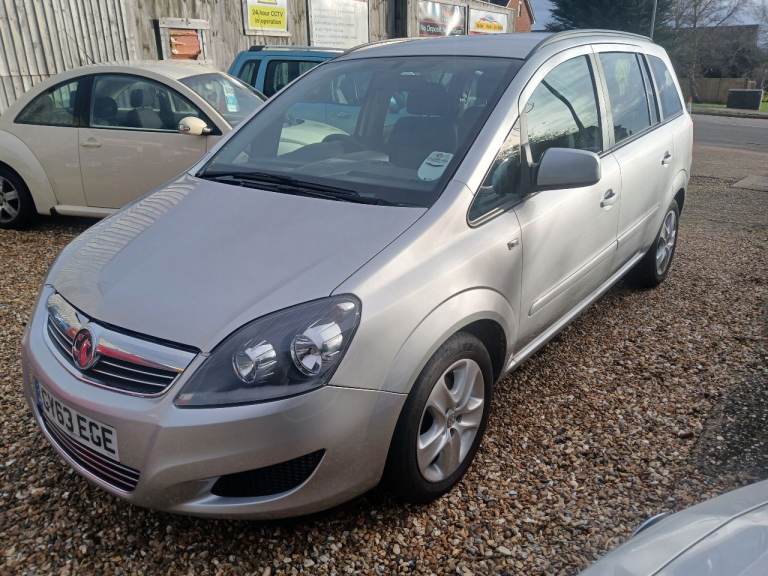 2013 Vauxhall Zafira, Full Vauxhall Service history 