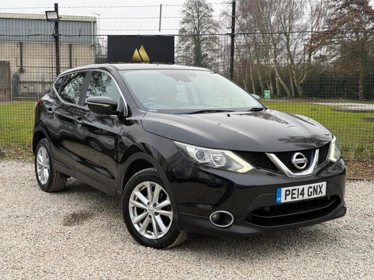 2014 Nissan Qashqai 1.5 dCi Acenta [Smart Vision Pack] 5dr HATCHBACK DIESEL Manual