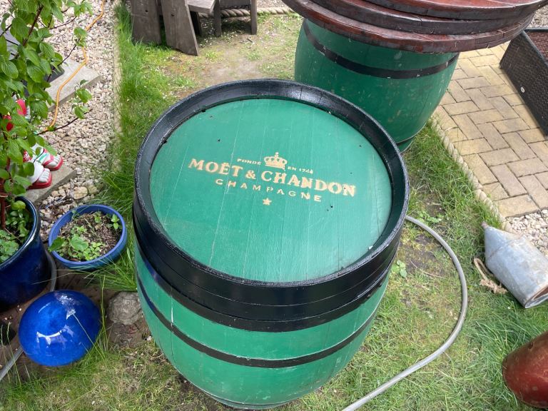 Moet&Chandon detailed whisky barrel