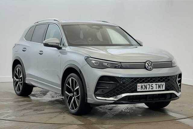 2025 Volkswagen Tiguan 1.5 TSI 272 eHybrid R-Line 5dr DSG ESTATE PETROL/ELECTRIC Automatic