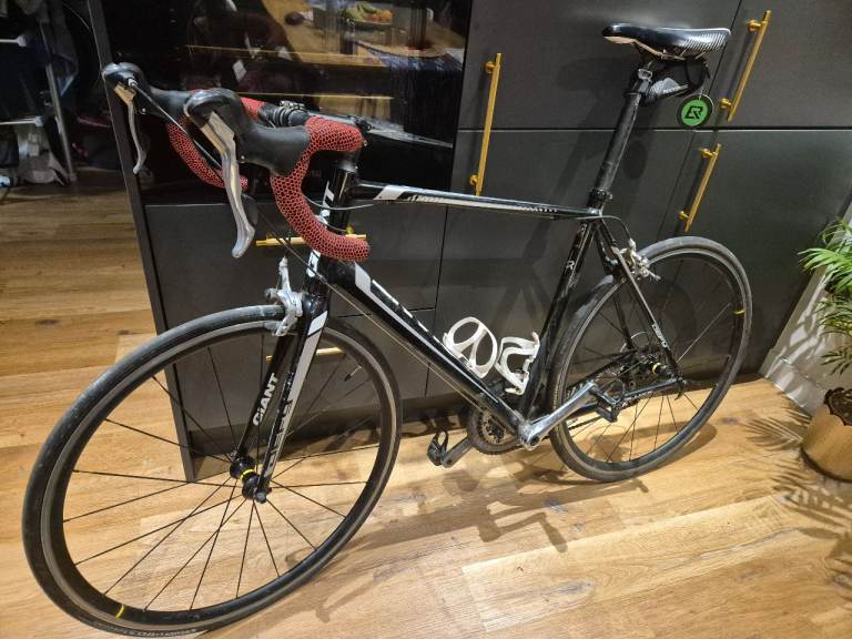 image for Giant defy size L