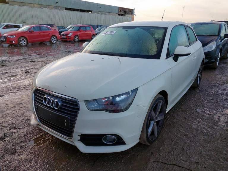 Breaking Audi A1 Sport 2011 3DR 1.6 TDI Diesel CAYC 5 Speed MZM White