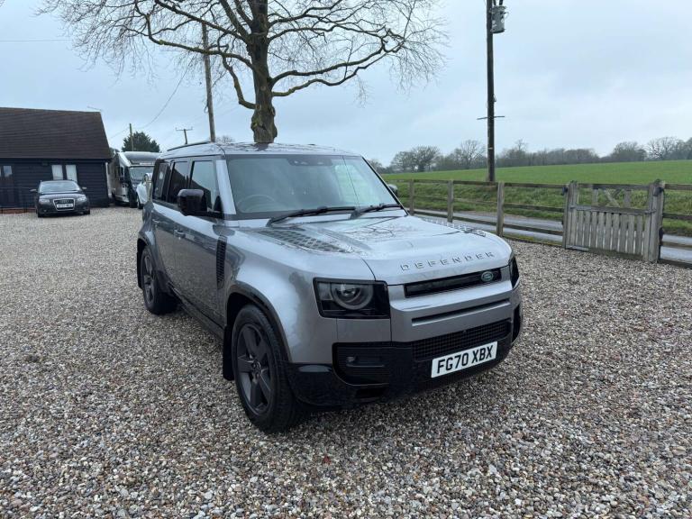 2020 Land Rover Defender 3.0 D300 X-Dynamic HSE 110 5dr Auto ESTATE DIESEL Automatic