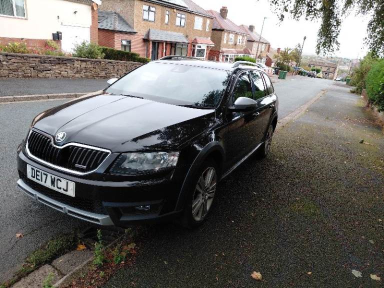 Skoda, OCTAVIA 2.0tdi Scout 4x4 , Estate, 2017, Spares or Repair (Starts and drives)