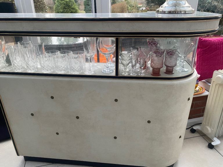 Vintage Mascagni bar