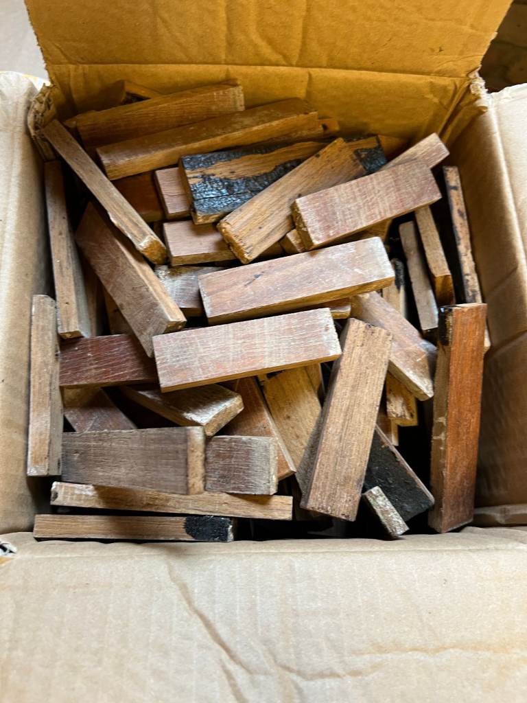 Teak wood finger parquet flooring