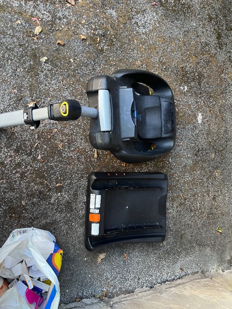Car seat base