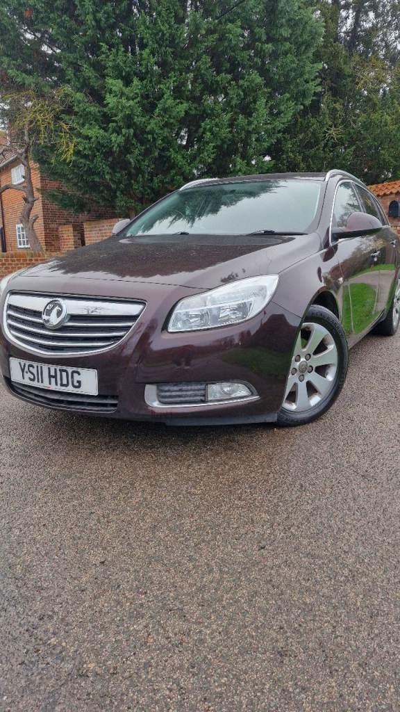 VAUXHALL INSIGNIA ESTATE SRI ** DRIVES FAULTLESS ** DIESEL ESTATE 