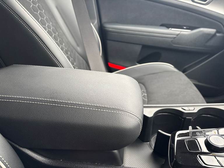 2025 Kia Sportage 1.6T GDi 207 HEV GT-Line 5dr Auto SUV PETROL/ELECTRIC Automatic