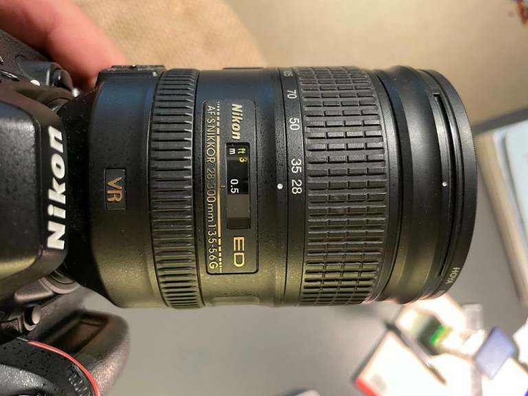 AF-S nikkor 28-300mm 1:3.5-5.6g 