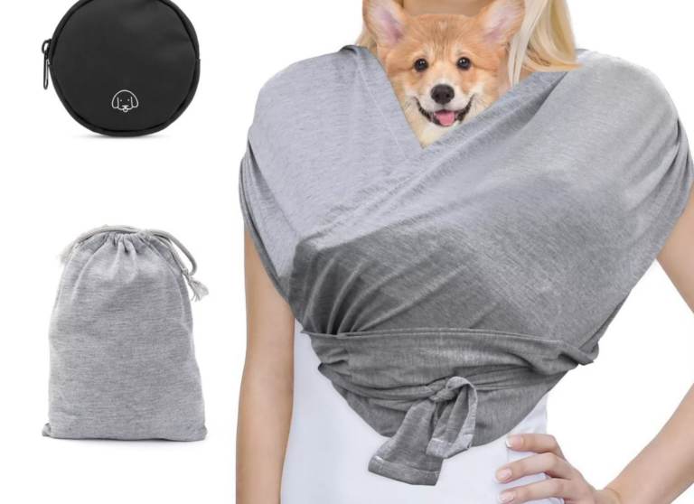 Brand new dog carrier shoulder bag / pet sling – never used and still sealed in original packaging.